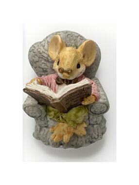 Ganz 1992 Little Cheesers Limited Edition The Story Teller #05234 Frowzy Mouse